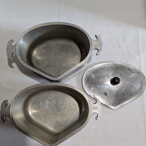 VTG Guardian Service Economy Trio Triangle Alunimum 2 Pots and 1 Lid Wood Handle - Picture 2 of 15